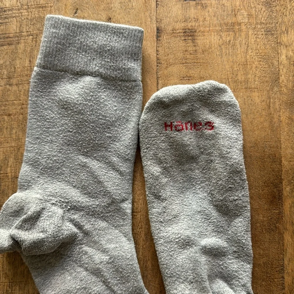 Hanes Men's Gray Crew Socks